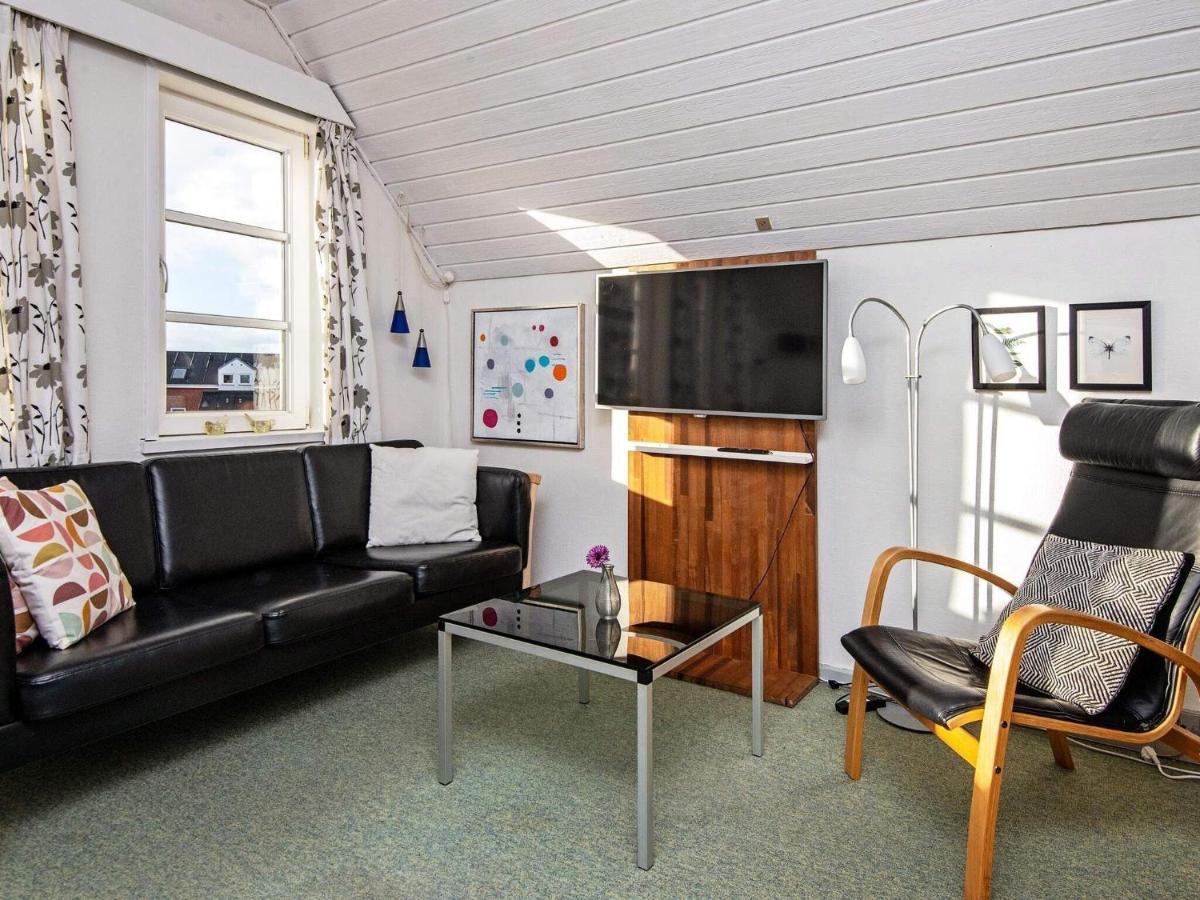 4 Person Holiday Home In R M Sonderby  Экстерьер фото
