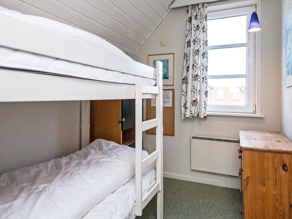 4 Person Holiday Home In R M Sonderby  Экстерьер фото